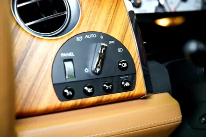 2017 ROLLS-ROYCE WRAITH 照片 6