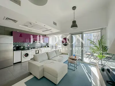 Cozy Marina Escape with Sea view