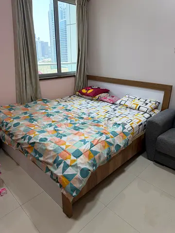 Wooden King size bed (without mattress) - excellent condition