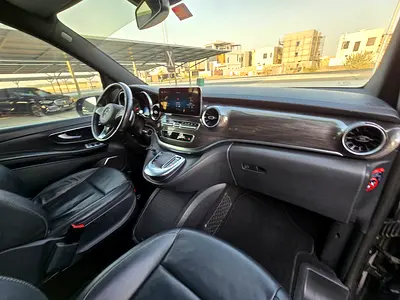 صورة 15 لـ 2022 Mercedes-BENZ VIANO