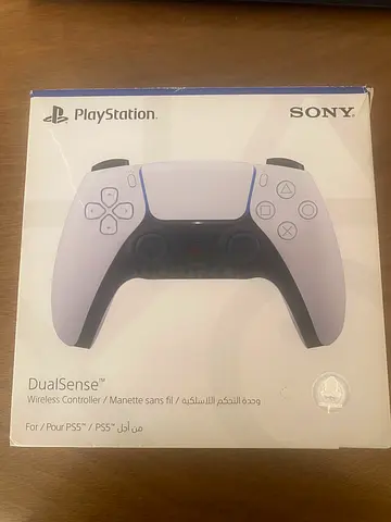 Playstation5 Dualsense Wireless controller with 7 games