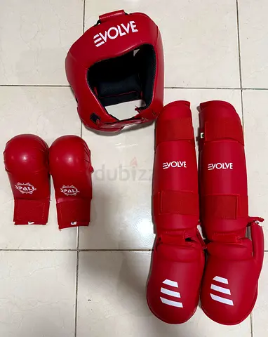 Evolve Martial Arts Protective Gear Set - Head Guard Shin Guards and Spall Mitts