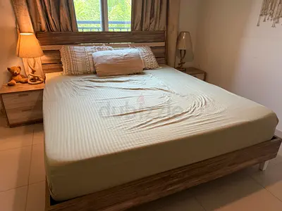 Royal Furniture Concerto King Size Bed Frame (180x200 cm) – Modern Oak Design