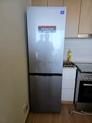 Hitachi Bottom Freezer Refrigerator