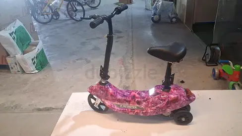 Children's 3-wheel ride-on scooter with seat — Purple
