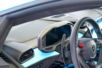 صورة مصغرة 8 لـ 2024 Lamborghini REVUELTO