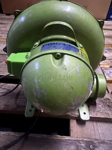 Industrial centrifugal blower / exhaust fan - used, working condition