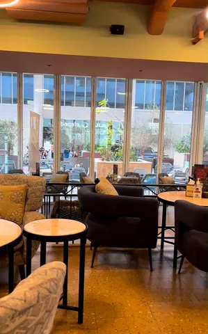 Shisha shop for sale in Cornich Abu Dhabi