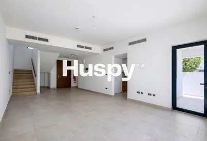 Corner Unit | Single Row | Private Garden
