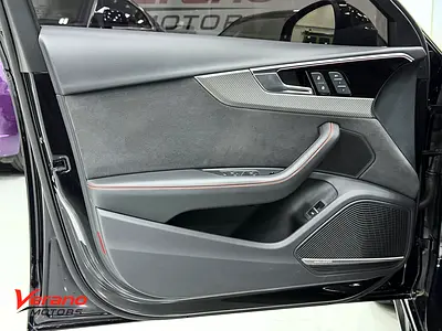 صورة 15 لـ 2023 AUDI RS4