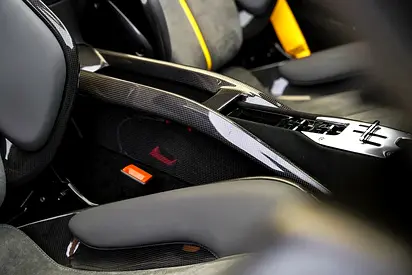 صورة 18 لـ 2022 Ferrari SF90 SPIDER