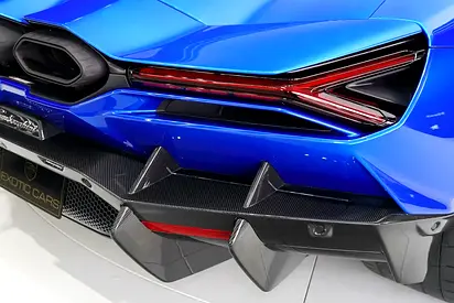 2024 Lamborghini REVUELTO — фото 7