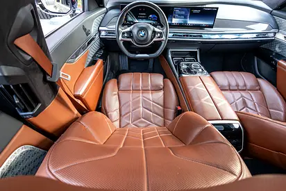 BMW 7 Series 740i, миниатюра 8
