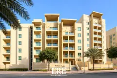 Prime Location| Available Aug 30