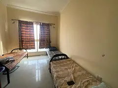 Executive bed space Available in Al Qusais