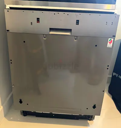 LG Built-In Dishwasher, DBC425TS (14 Place Setting, Dark Grey)
Original Purchase Price AED 3,499.00