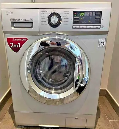 LG 2-in-1 Front Load Washer Dryer 8kg / 4kg - Good Working Condition