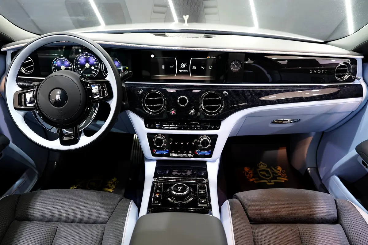 Rolls-Royce Ghost 2024
