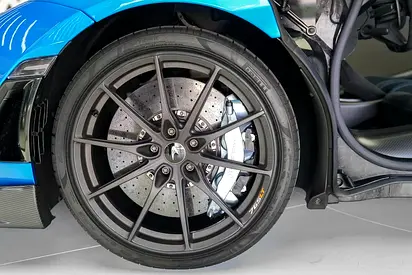 صورة 10 لـ 2021 Mclaren 765LT
