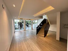 Exclusive Single-Row 4BR Villa with Lagoon View — 2