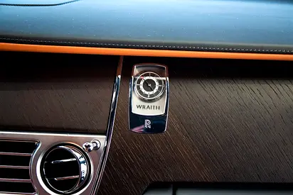 2019 ROLLS-ROYCE WRAITH — миниатюра 18
