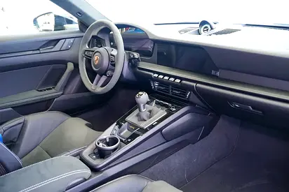 2025 Porsche 911 — миниатюра 13