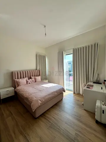 Brand New Beautiful Modern Bed Set