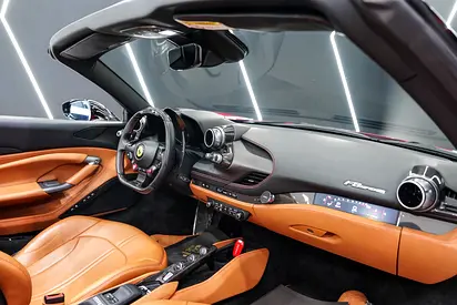 صورة 8 لـ 2021 Ferrari F8 SPIDER