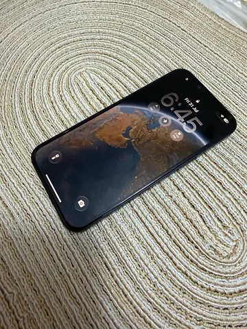 iPhone 16e 128GB Black Titanium + Support cover