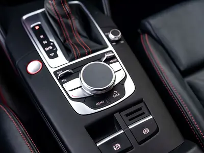 2015 AUDI S3 照片 16