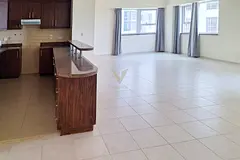 HUGE STUDIO | VACANT | PRIME LOCATION