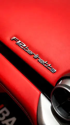 2017 Ferrari F12 BERLINETTA — фото 13