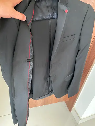 Men's Tuxedo 38UK 48EU new with tags location JVC 350aed