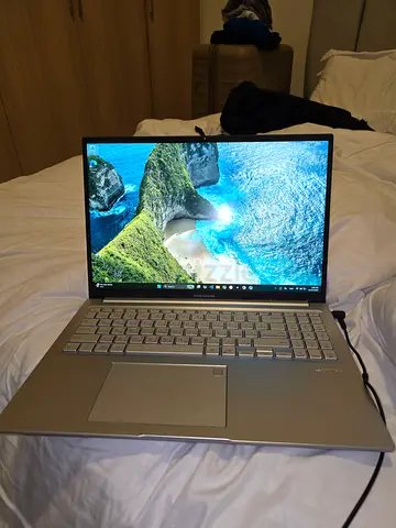 Like-New ASUS Vivobook 16 | i7 13th Gen | 16GB RAM | 1TB SSD 💻