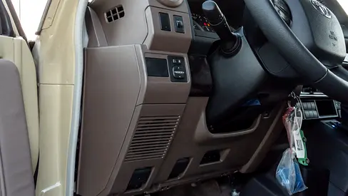 Toyota Land Cruiser LC 76 LX, миниатюра 10