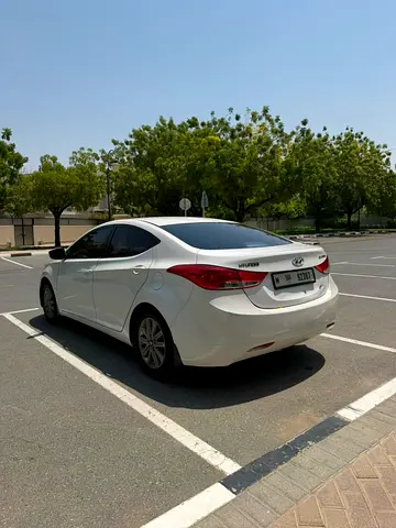 صورة 5 لـ 2013 Hyundai ELANTRA