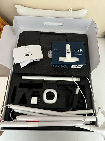 Nanit pro baby monitor floor and flex stand