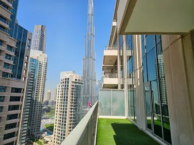 Bright stunning | Two Bedroom Burj khalifa View