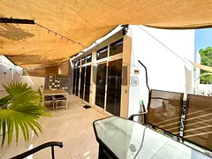 Modern Upgraded Corner Unit | Bigger Plot l Mortgage Eligible | Steps from Amenities