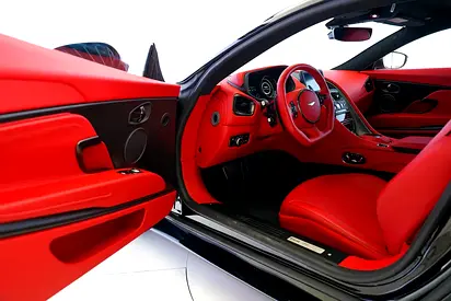 صورة مصغرة 7 لـ 2021 Aston Martin DB11