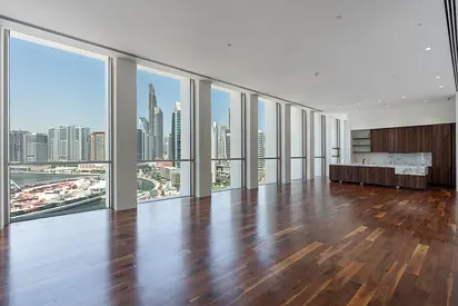 Business Bay Apartment With Vast Downtown Views