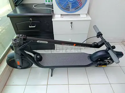 Use Ninebot f25 electric scooter