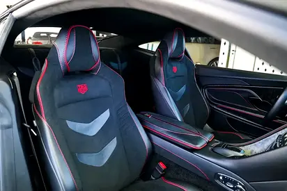 2019 Aston Martin DBS 照片 18