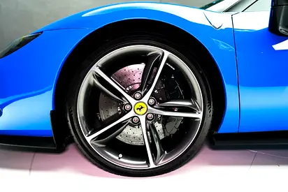 2023 Ferrari 296 GTS 照片 15