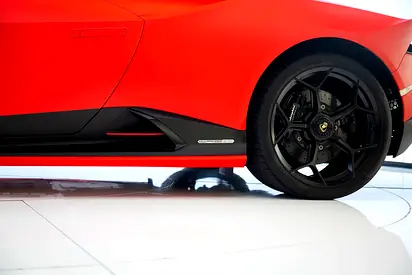 صورة مصغرة 7 لـ 2021 Lamborghini HURACAN