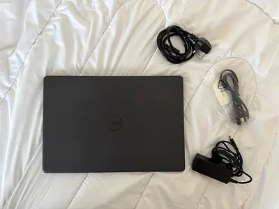 Dell Inspiron 3501 Laptop 1TB SSD & 32gb RAM