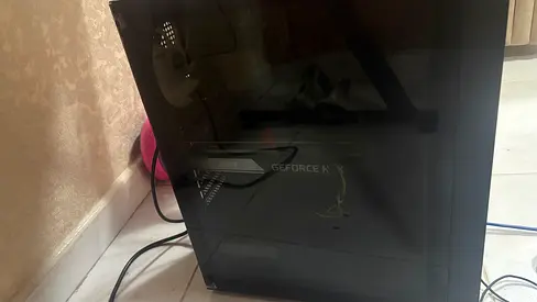 Gaming PC i7-10700K + RTX 3060 Ti + 16GB RAM + 1TB SSD | مع شاشة 27” 180Hz