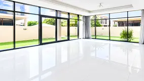 Best Price Guaranteed I Corner Townhouse