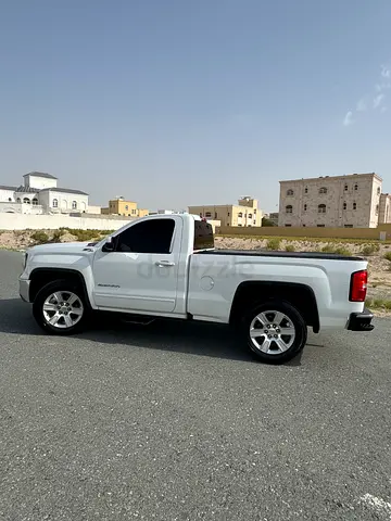 2018 GMC Sierra SLE - GCC Specs - Excellent Condition