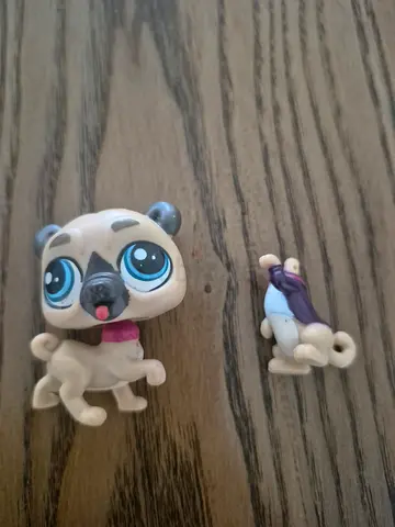 Small Littlest Pet Shop Pug Mini Figure with additional body for customisation